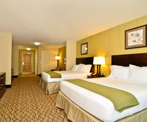 Photo 4 - Holiday Inn Express and Suites Williston, an IHG Hotel