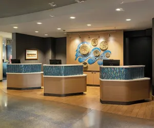 Photo 4 - Courtyard Scottsdale Salt River