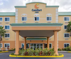 Photo 2 - Comfort Inn Kissimmee-Lake Buena Vista South