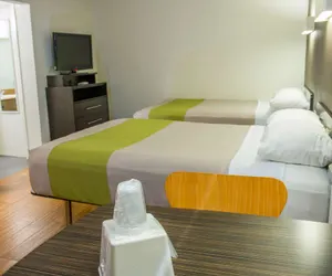 Photo 5 - Studio 6 San Antonio, TX - Lackland AFB