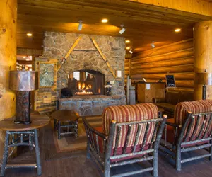 Photo 5 - Headwaters Lodge & Cabins at Flagg Ranch