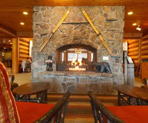 Photo 4 - Headwaters Lodge & Cabins at Flagg Ranch