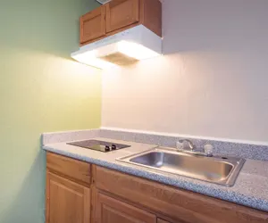 Photo 3 - Executive Inn and Kitchenette Suites