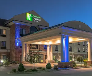 Photo 2 - Holiday Inn Express & Suites Lafayette East, an IHG Hotel