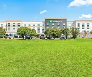 Photo 2 - Holiday Inn Austin North Round Rock by IHG