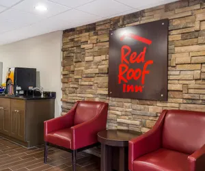 Photo 4 - Red Roof Inn Allentown South