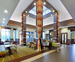 Photo 4 - Hilton Garden Inn Springfield, MO