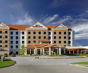 Photo 2 - Hilton Garden Inn Springfield, MO