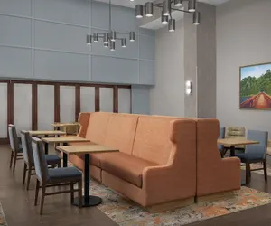 Photo 4 - Hampton Inn & Suites Huntersville