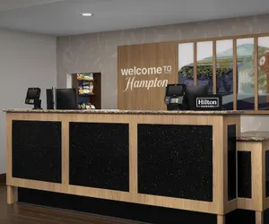 Photo 5 - Hampton Inn & Suites Huntersville