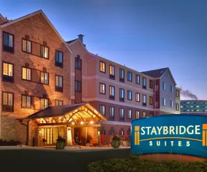 Photo 2 - Staybridge Suites Omaha 80th And Dodge, an IHG Hotel