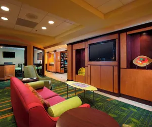 Photo 5 - Fairfield Inn & Suites by Marriott Charleston Airport/Conven