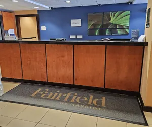 Photo 3 - Fairfield Inn & Suites by Marriott Charleston Airport/Conven