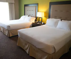 Photo 3 - Holiday Inn Express Hotel & Suites Northwood by IHG