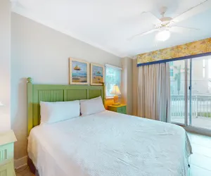 Photo 5 - Waterscape Condominiums