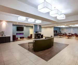 Photo 3 - La Quinta Inn & Suites by Wyndham Odessa North