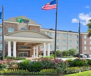 Photo 2 - Holiday Inn Express & Suites Gonzales, an IHG Hotel