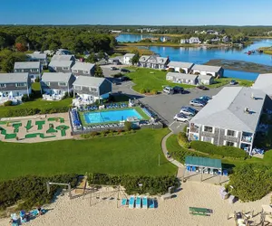 Photo 2 - Green Harbor Resort