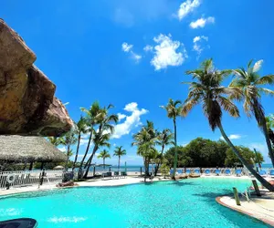 Photo 2 - Coconut Cove Resort and Marina