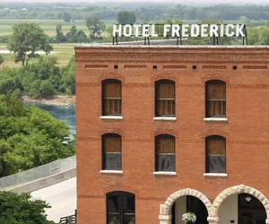 Photo 2 - Hotel Frederick