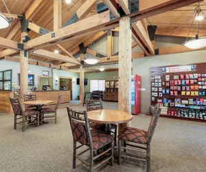Photo 5 - John Muir Lodge