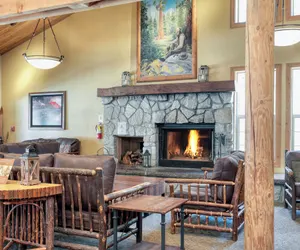 Photo 3 - John Muir Lodge