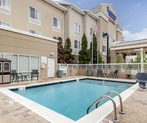 Photo 2 - Fairfield Inn & Suites Columbus