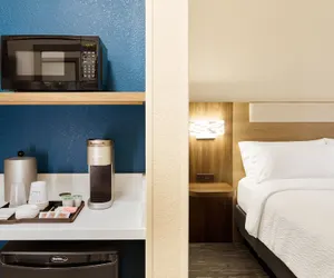 Photo 4 - Holiday Inn Express Hotel & Suites Terre Haute, an IHG Hotel