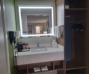 Photo 5 - Quality Inn