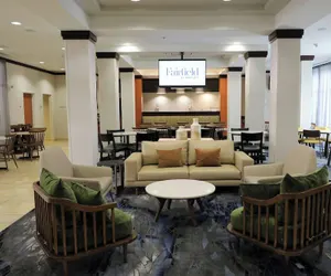 Photo 2 - Fairfield Inn & Suites by Marriott San Antonio Alamo Plaza/Convention Center