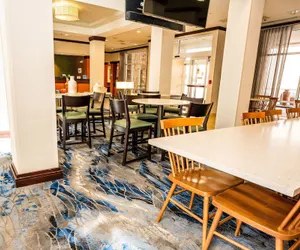 Photo 3 - Fairfield Inn & Suites by Marriott San Antonio Alamo Plaza/Convention Center