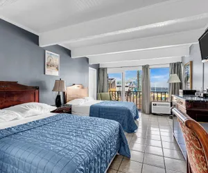 Photo 3 - Aztec Ocean Resort