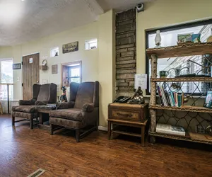 Photo 3 - The Mountaineer Inn