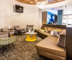 Photo 3 - SpringHill Suites by Marriott San Antonio Alamo Plaza/Convention Center