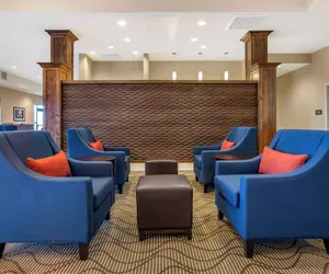 Photo 4 - Comfort Suites Albuquerque Airport