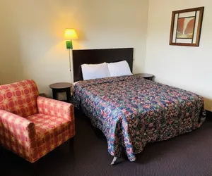 Photo 3 - Express Inn