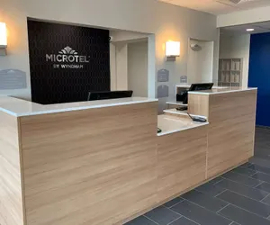 Photo 2 - Microtel Inn & Suites by Wyndham Fountain/Fort Carson