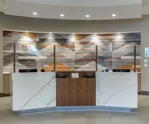 Photo 3 - DoubleTree by Hilton Greenville Woodruff Road