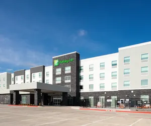 Photo 2 - Holiday Inn Fort Worth - Alliance, an IHG Hotel