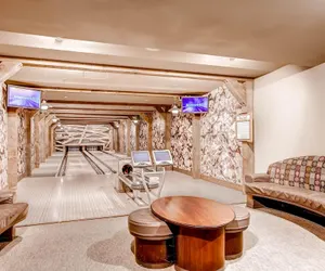Photo 3 - One Ski Hill Place