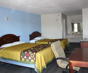 Photo 4 - Relax Inn