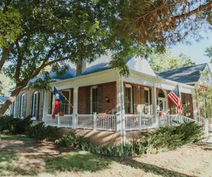 Photo 2 - Alpine Bed and Breakfast