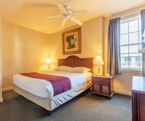 Photo 4 - Ebb Tide Suites