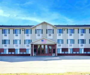 Photo 2 - Capital O Amerihost Inn and Suites Kingdom City Hwy 54 MO