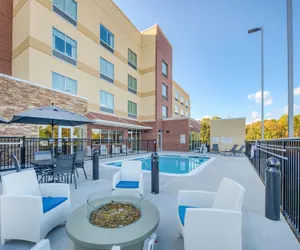 Photo 2 - Fairfield Inn & Suites by Marriott Charlotte Belmont