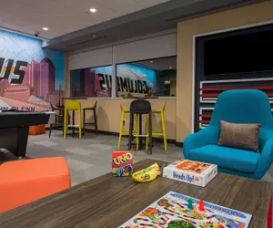 Photo 2 - Tru by Hilton Columbus Airport