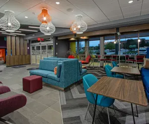 Photo 5 - Tru by Hilton Columbus Airport