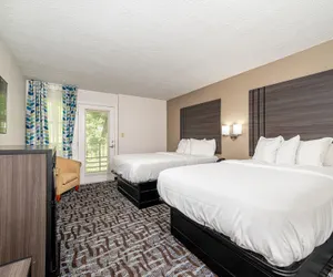 Photo 3 - Bear Creek Inn