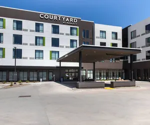 Photo 2 - Courtyard by Marriott Rapid City