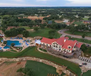 Photo 2 - The Hideout Golf Club & Resort